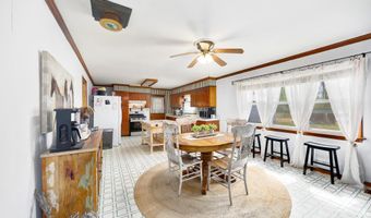 3237 MUD CREEK Rd, Adger, AL 35006