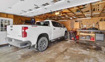 2038 12th St, Belle Fourche, SD 57717