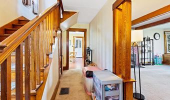 157 Riverside Dr, Augusta, ME 04330
