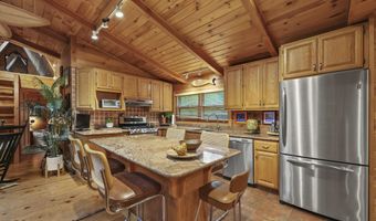 236 Surriner Rd, Becket, MA 01223