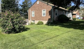 4 Norton Dr, Cumberland, RI 02864