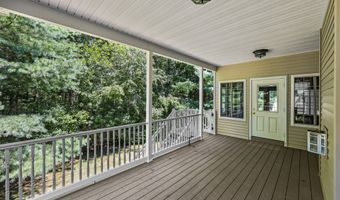 11 Village Ct 11, Colchester, CT 06415