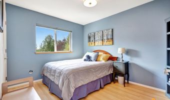 2820 Malibu Meadows Way #3B, Anchorage, AK 99517