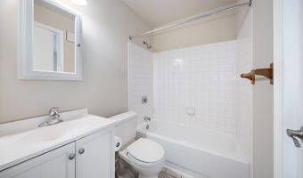 275 Briarcrest Dr 185, Ann Arbor, MI 48104