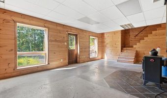 14 E Point Rd, Albrightsville, PA 18210