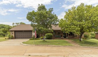 1407 Canyon Hills Dr, Alva, OK 73717