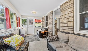 34 Colony Rd, Anderson, IN 46011