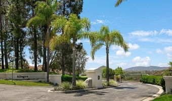 701 Fino Gln, Escondido, CA 92025