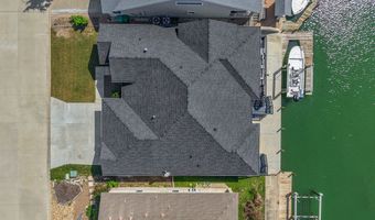 124 Sea Breeze Dr, Aransas Pass, TX 78336