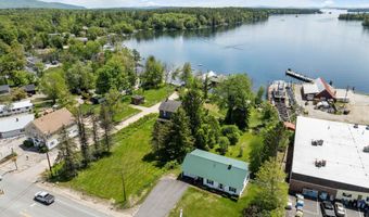 10 Wharf Rd, Center Harbor, NH 03226