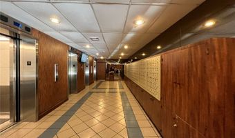 400 Hobron Ln 3402, Honolulu, HI 96815