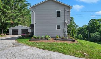 218 Donahue Rd, Barre, VT 05654