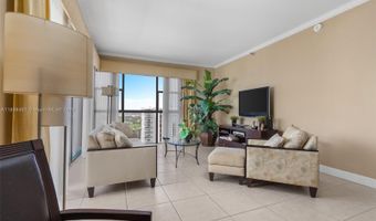 20505 E Country Club Dr PH-38, Aventura, FL 33180