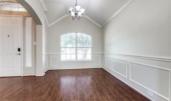 5500 Big River Dr, The Colony, TX 75056