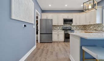 1920 Jester Ln, Algonquin, IL 60102