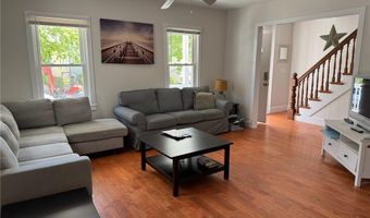 20 Narragansett Ave, Newport, RI 02840