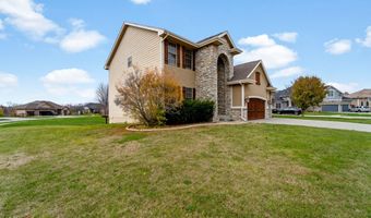 1738 Everwood Ct SW, Altoona, IA 50009