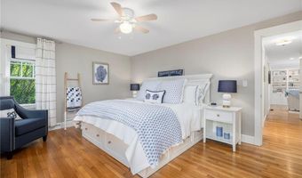 129 RUGGLES Ave, Newport, RI 02840