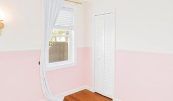 174 James St, Beaufort, SC 29902