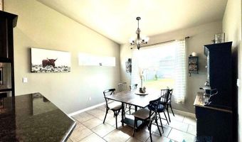 832 Calamity Jane Dr, Carlsbad, NM 88220