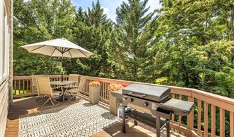 6747 APPLEMINT Ln, Alexandria, VA 22310