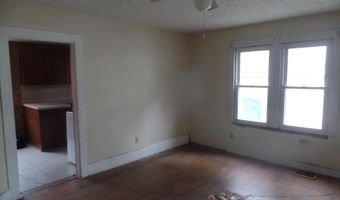 266 W Spring St, Bloomfield, IN 47424