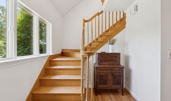 3 Tidewater Cv, Falmouth, ME 04105