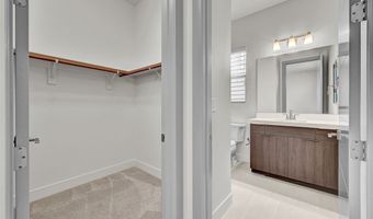 68 Grey Feather Dr, Las Vegas, NV 89135