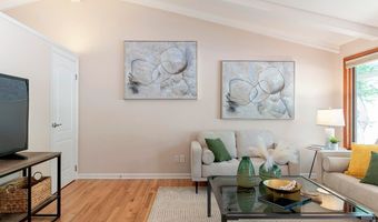 1720 Lombardy Dr, Boulder, CO 80304