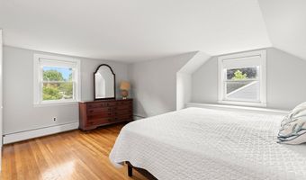 58 Lakeshore Ave, Beverly, MA 01915