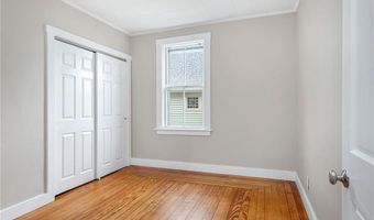 427 Spring St 2, Newport, RI 02840