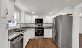 2665 E St, Springfield, OR 97477