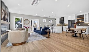 28 Amsden St 28, Arlington, MA 02474