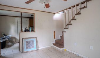 517 W 3rd St, Anderson, MO 64831