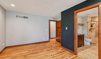 82 1st St Ct, Atkins, IA 52206