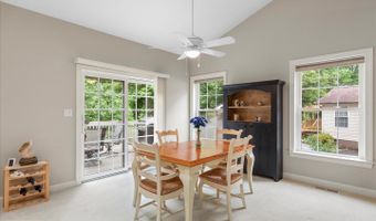 11 BURR HILL Dr, Berlin, MD 21811