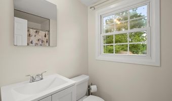 12104 FERN Ln, Bowie, MD 20715