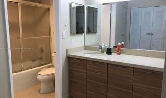 20515 E Country Club Dr 541, Aventura, FL 33180