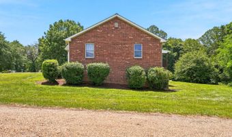 419 Holly Hills Dr, Altavista, VA 24517