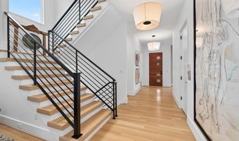 5624 SHERIER Pl NW, Washington, DC 20016
