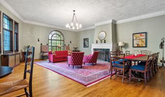 3041 SEDGWICK St NW 201-D, Washington, DC 20008
