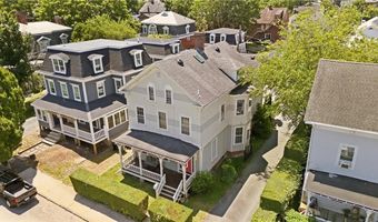 15 Ayrault St, Newport, RI 02840