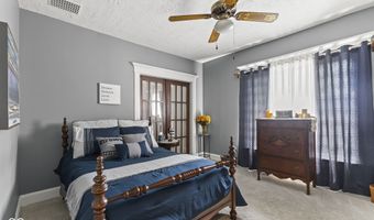 218 N West St, Bargersville, IN 46106
