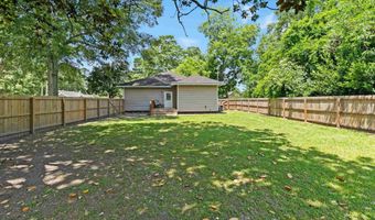 211 S Presley St, Atmore, AL 36502