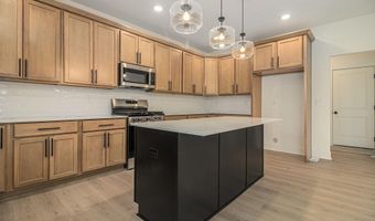 7946 Snow View Dr SE, Alto, MI 49302