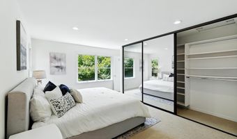 357 Centre Ct, Alameda, CA 94502