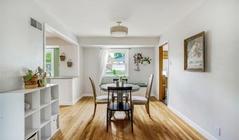 7658 General Meade Ln, Affton, MO 63123