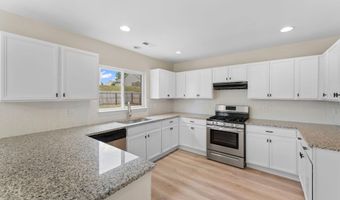 638 Branch View Dr, Boiling Springs, SC 29316