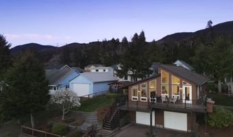 126 N OCEAN Ave, Rockaway Beach, OR 97136