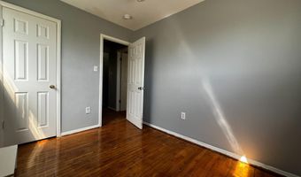 4930 EADS Pl NE, Washington, DC 20019